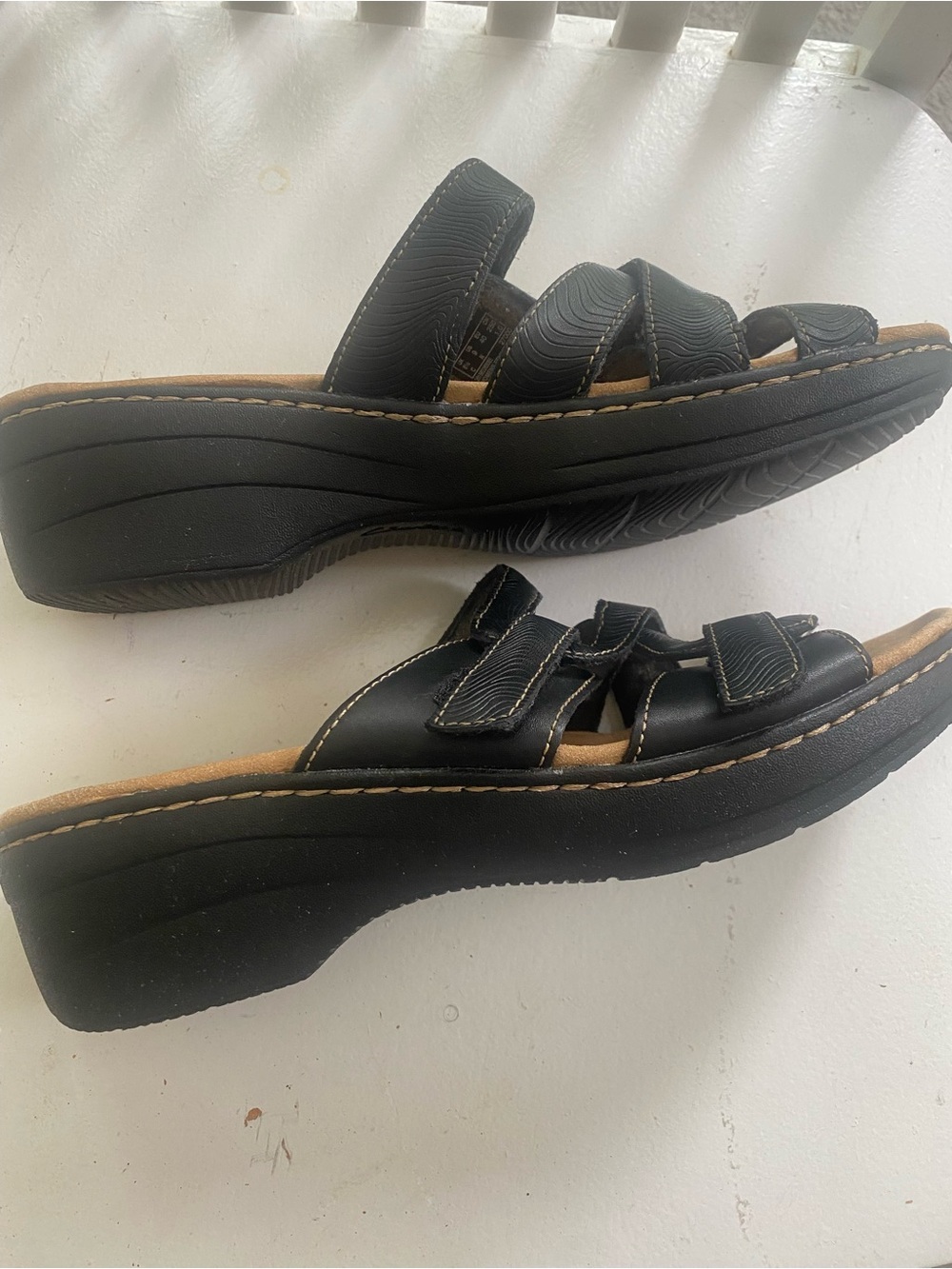 Clark’s  sandals size 9